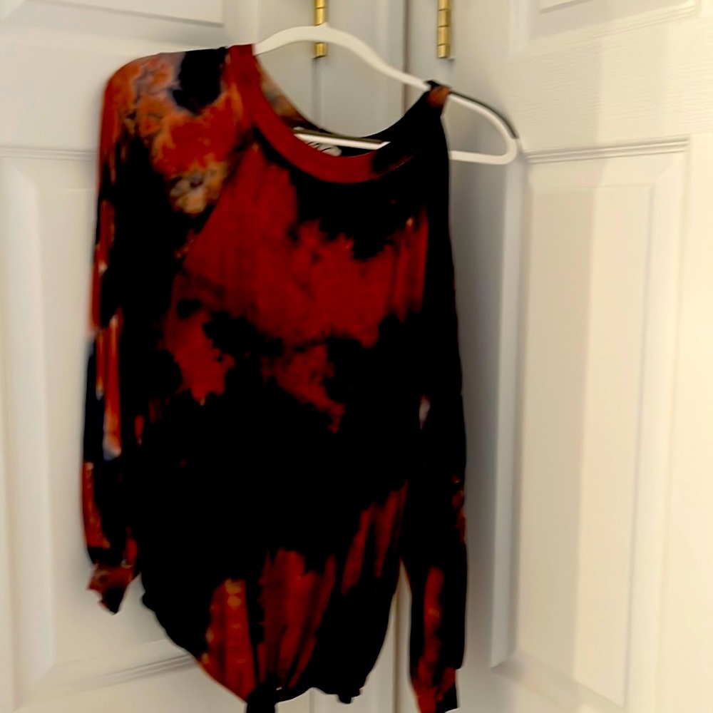 Brand new top for a nice evening! True to size